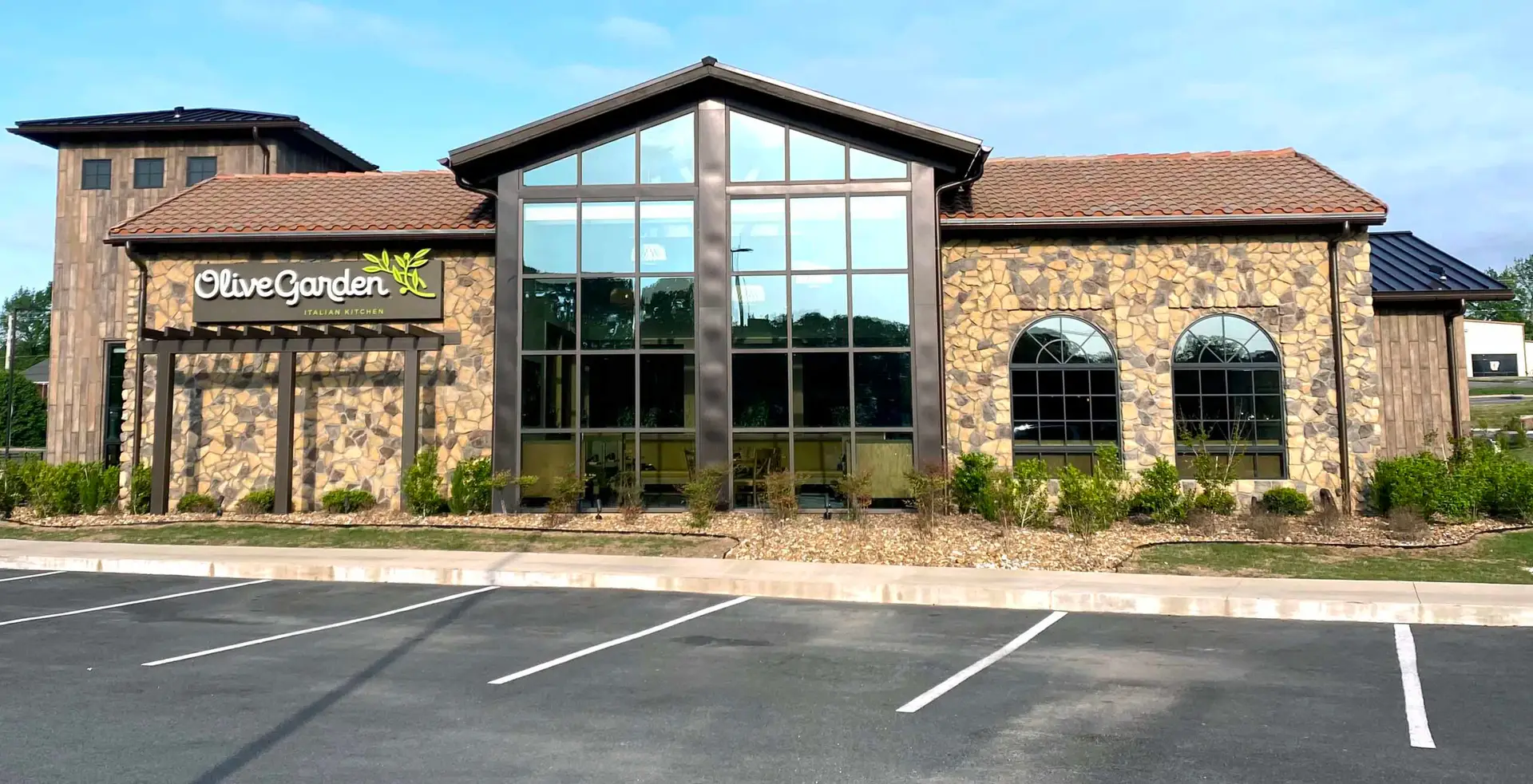 Benton-Olive-Garden-copy-2